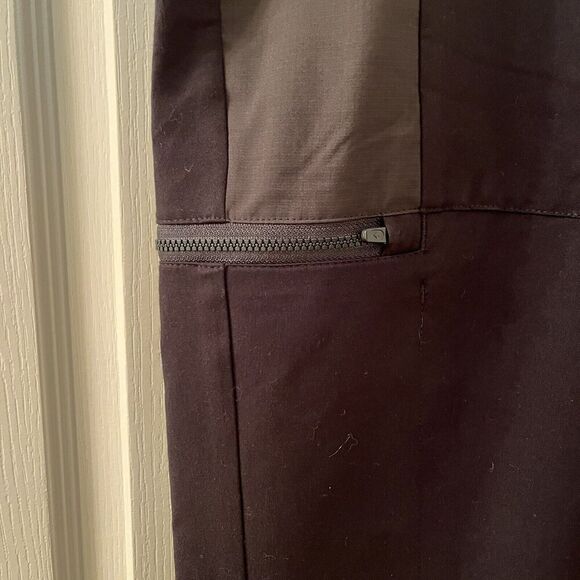 Figs Women's Manari Slim-Leg Cargo Scrub Pants Technical Black Size XS NWT - Picture 7 of 16